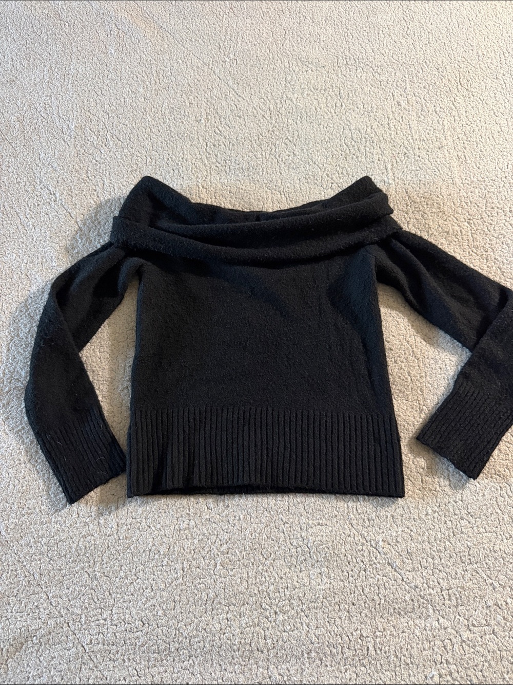House of Harlow 1960 Black Off-the-Shoulder Sweater Small